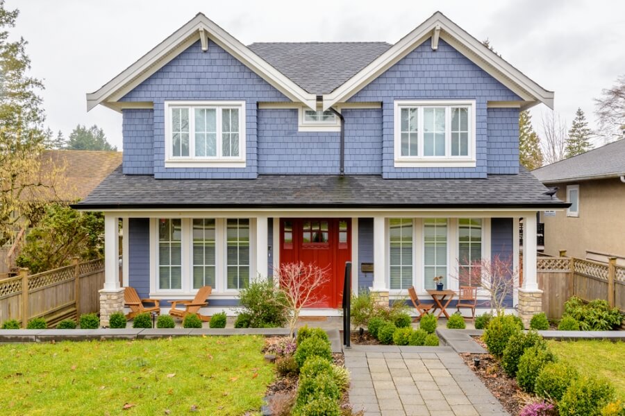 Luxury house with interlocking paving stones